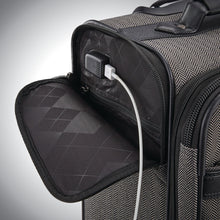 Load image into Gallery viewer, Hartmann Herringbone Deluxe Carry On Expandable Spinner - usb port