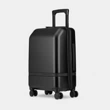 Load image into Gallery viewer, NOMATIC Carry-On Classic - black