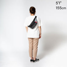 Load image into Gallery viewer, Manhattan Portage Luminosity Alleycat Waist Bag - Lexington Luggage