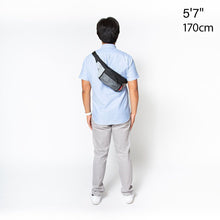 Load image into Gallery viewer, Manhattan Portage Luminosity Alleycat Waist Bag - Lexington Luggage