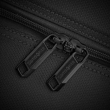 Load image into Gallery viewer, Samsonite Insignis Carry On Expandable Spinner - locking zipper pulls