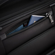 Load image into Gallery viewer, Samsonite Pro Carry On Expandable Spinner