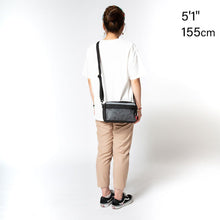 Load image into Gallery viewer, Manhattan Portage Luminosity Jogger - Lexington Luggage