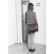 Load image into Gallery viewer, Manhattan Portage Army Duck Europa (MD) w/Back Zipper - Lexington Luggage (554820763706)