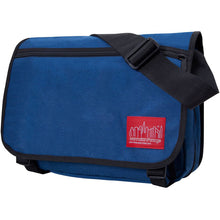 Load image into Gallery viewer, Manhattan Portage Europa (Md) with Back Zipper and Compartments - Lexington Luggage