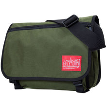 Load image into Gallery viewer, Manhattan Portage Europa (Md) with Back Zipper and Compartments - Lexington Luggage