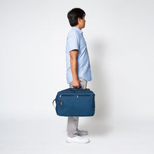 Load image into Gallery viewer, Manhattan Portage Montauk Weekender - Lexington Luggage