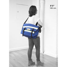 Load image into Gallery viewer, Manhattan Portage Pro Bike Messenger Bag with Stripes Medium - Lexington Luggage