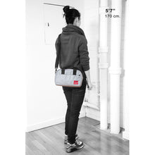 Load image into Gallery viewer, Manhattan Portage Midnight Parkside Shoulder Bag - Lexington Luggage (555101519930)