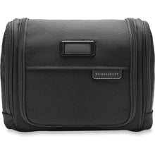 Load image into Gallery viewer, Briggs & Riley Baseline Deluxe Hangable Kit - black