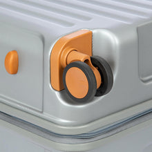 Load image into Gallery viewer, Bric's Capri 30" Spinner (557817167930)