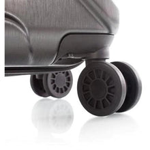 Load image into Gallery viewer, Heys COMMANDER 3 Piece Expandable Spinner Set - Wheels
