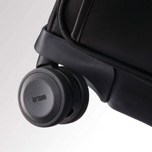 Load image into Gallery viewer, Hartmann Metropolitan 2 25" Medium Journey Expandable Spinner - Lexington Luggage