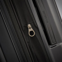 Load image into Gallery viewer, Samsonite Octiv Medium Spinner - Lexington Luggage