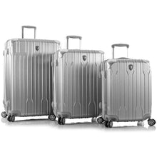 Load image into Gallery viewer, Heys XTRAK 3 Piece Expandable Spinner Set - Frontside Silver