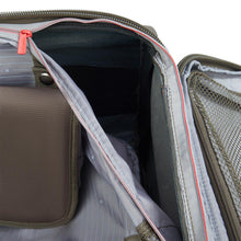 Load image into Gallery viewer, Delsey Helium DLX 25" Expandable Spinner Upright - lining zipper