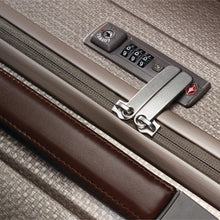 Load image into Gallery viewer, Hartmann InnovAire Long Journey Spinner - tsa lock

