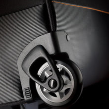 Load image into Gallery viewer, Solo New York Urban Rolling Overnighter Case - wheel
