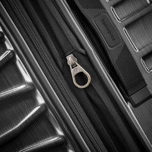 Load image into Gallery viewer, Samsonite Stryde 22X14X9 Carry On Glider - Expandable Zipper
