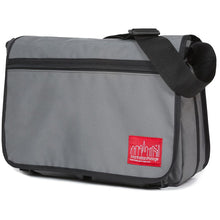 Load image into Gallery viewer, Manhattan Portage Downtown Europa (LG) - Lexington Luggage
