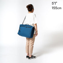 Load image into Gallery viewer, Manhattan Portage Montauk Weekender - Lexington Luggage
