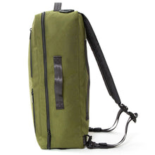 Load image into Gallery viewer, Manhattan Portage Montauk Weekender - Lexington Luggage
