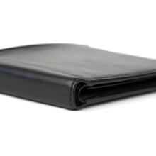 Load image into Gallery viewer, Bosca Nappa Vitello Credit Wallet w/ID Passcase - Lexington Luggage
