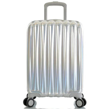 Load image into Gallery viewer, Heys ASTRO 21&quot; Carry On Spinner - Frontside Silver
