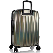 Load image into Gallery viewer, Heys ASTRO 26&quot; Expandable Spinner - Rearview
