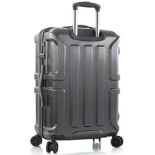 Load image into Gallery viewer, Heys COMMANDER 3 Piece Expandable Spinner Set - Rearview
