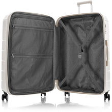 Load image into Gallery viewer, Heys NEO 30&quot; Expandable Spinner - Interior
